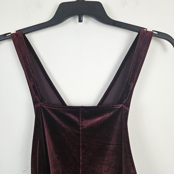MINKPINK 'Trouble Maker' Burgundy Velvet Shortralls Festival Summer Size Small - Picture 6 of 8